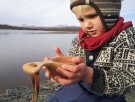 Godkoppen LITEN, i en barnehånd thumbnail
