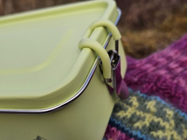 Enkel og god lukkemekanisme