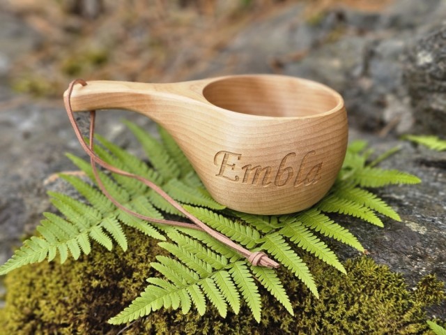 Embla, 32