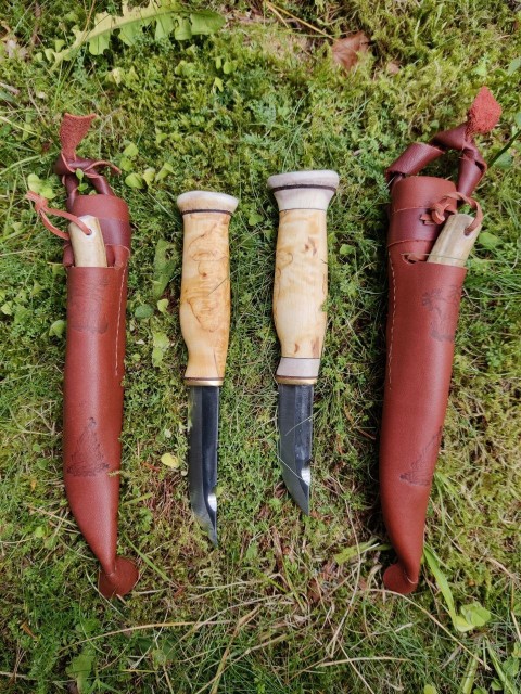 Turkniv med tennstål 9,5 cm blad med Turkniv med tennstål med 7,5 cm blad.
