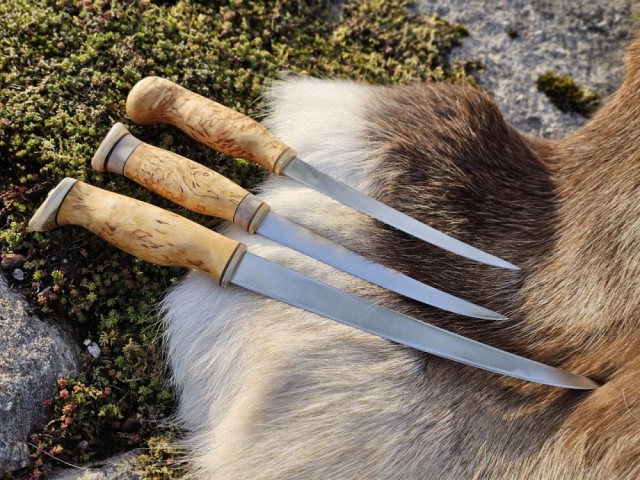 Fiskekniv 1 ( fremst), så 2 og 3