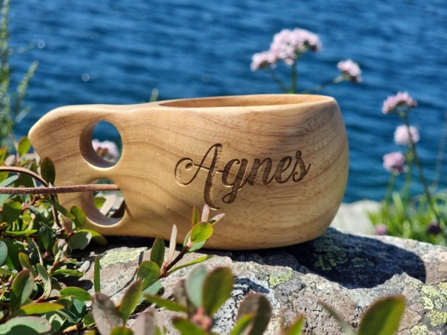 Agnes, 1