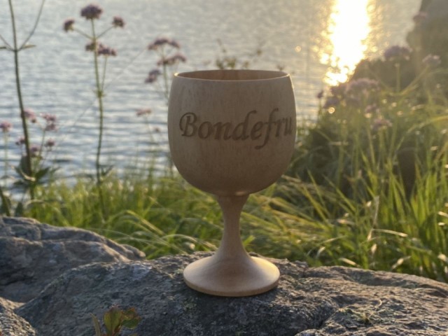 Bondefru, 4