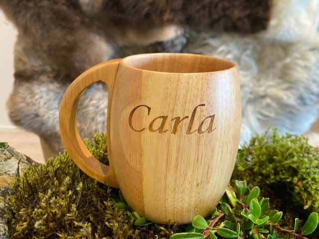 Carla, 38