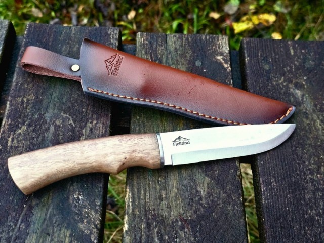 Kniv og slire uten gravering