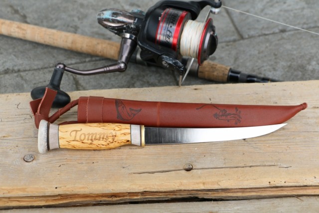 Helle fiskekniv bryllupgave med gravering